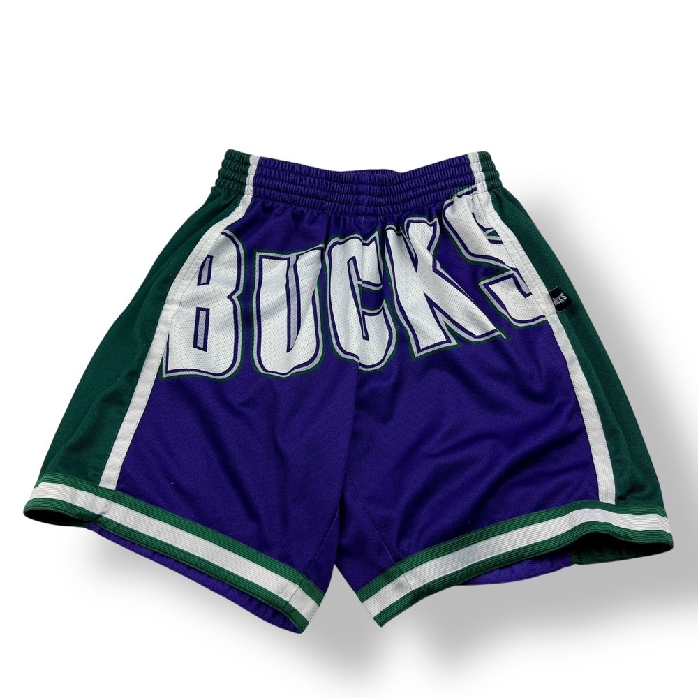 Mitchell Ness NBA Hardwood Classics Milwaukee Bucks Basketball Shorts Men's L